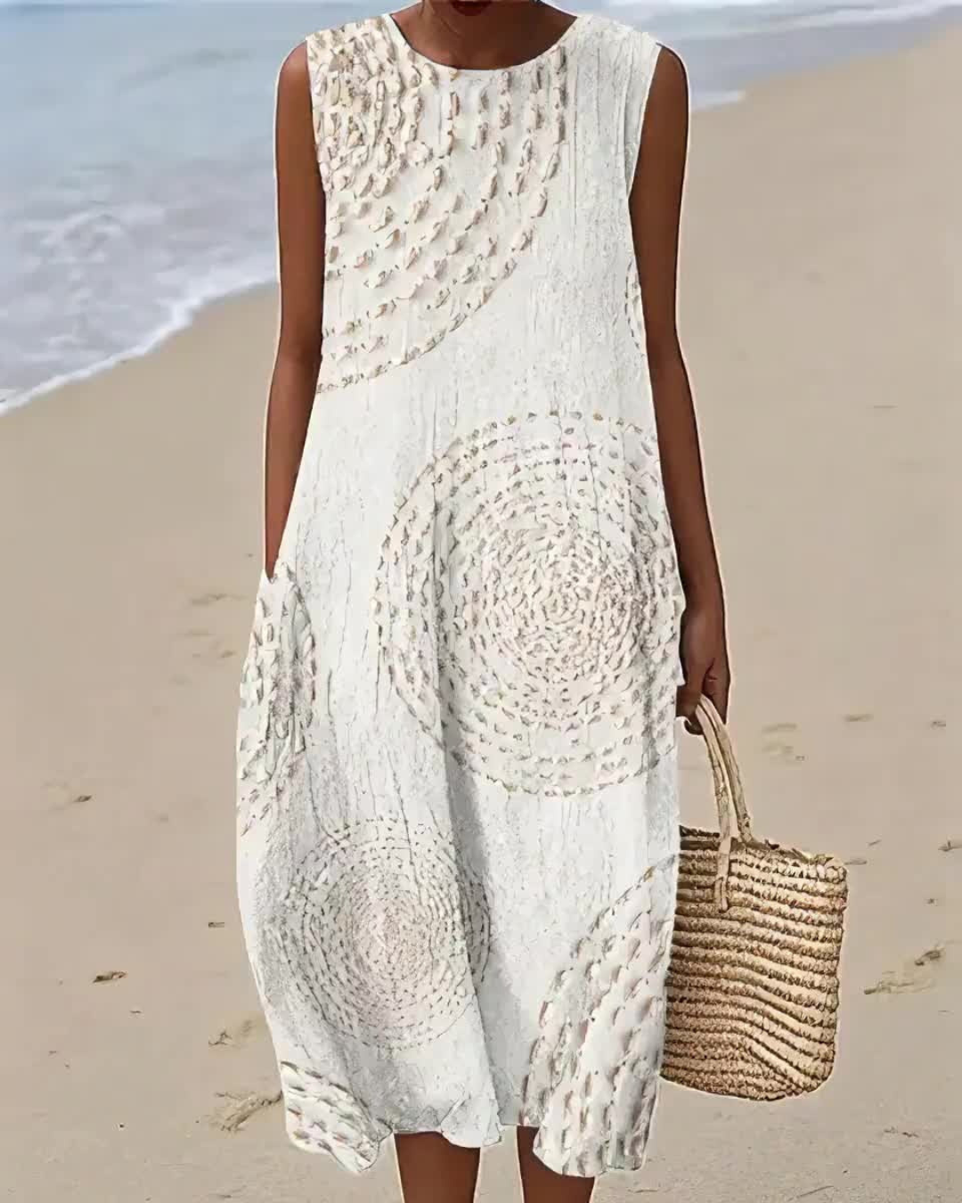 Vestido estampado longo com corte fluido