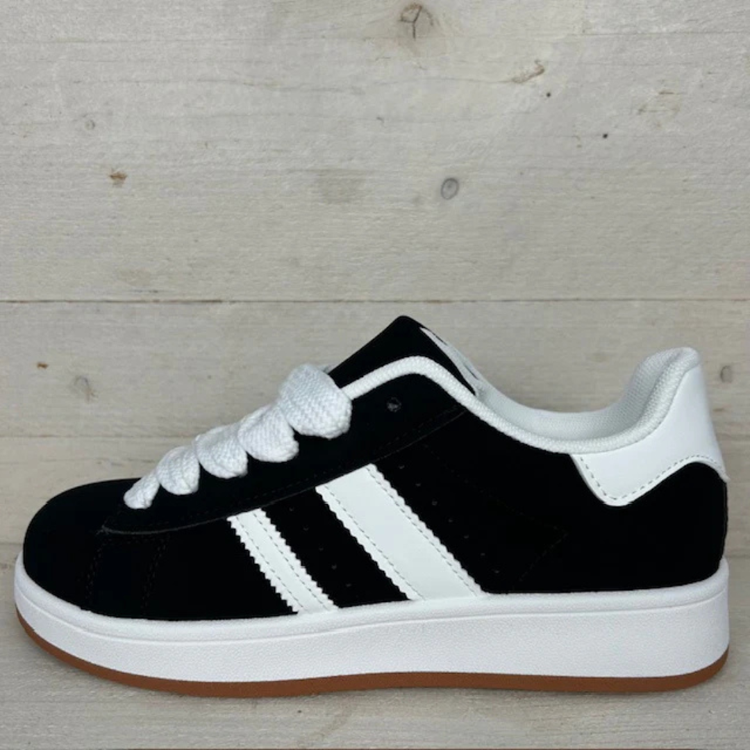 Sapatos Unissexo com um Toque Desportivo Clássico