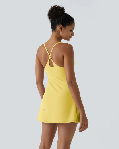 Vestido desportivo com calções e bolsos integrados